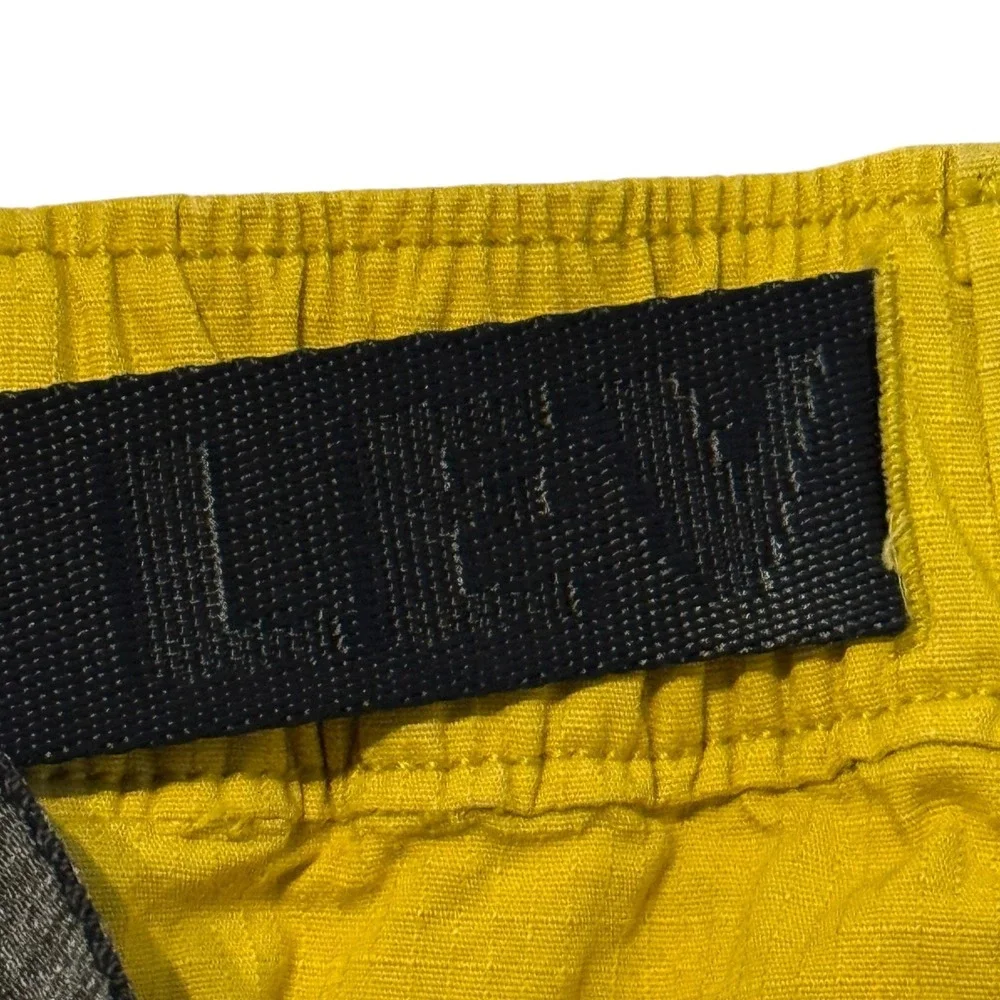 Levi's Men's Shorts Pull on Pockets Ripstop Belted Two Back Pockets Yellow‎ XL